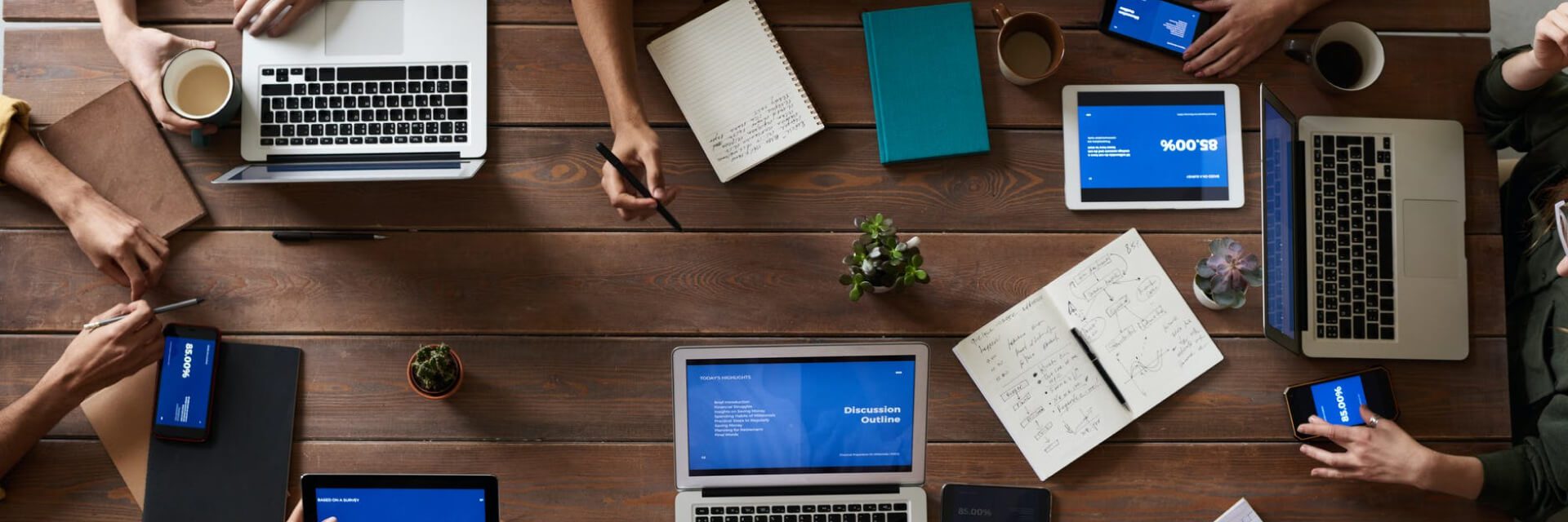 digital-marketing-agency-about-us-full-width-img.jpg - IOKONE